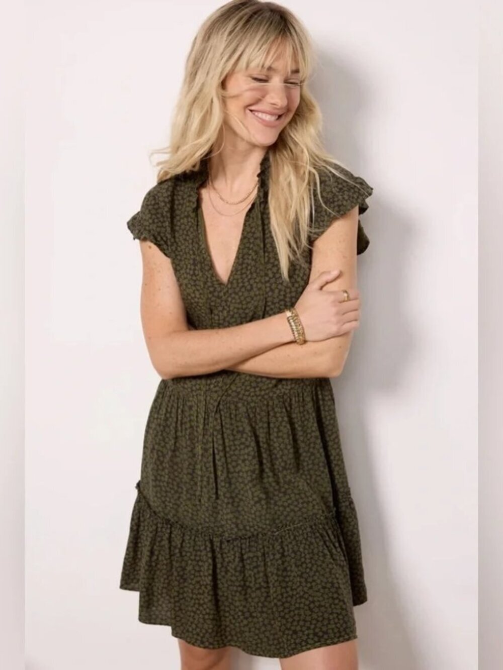Sundry Olive Ditsy Floral Tiered Ruffle Dress V-Neck Cap Sleeve Made in USA Size
